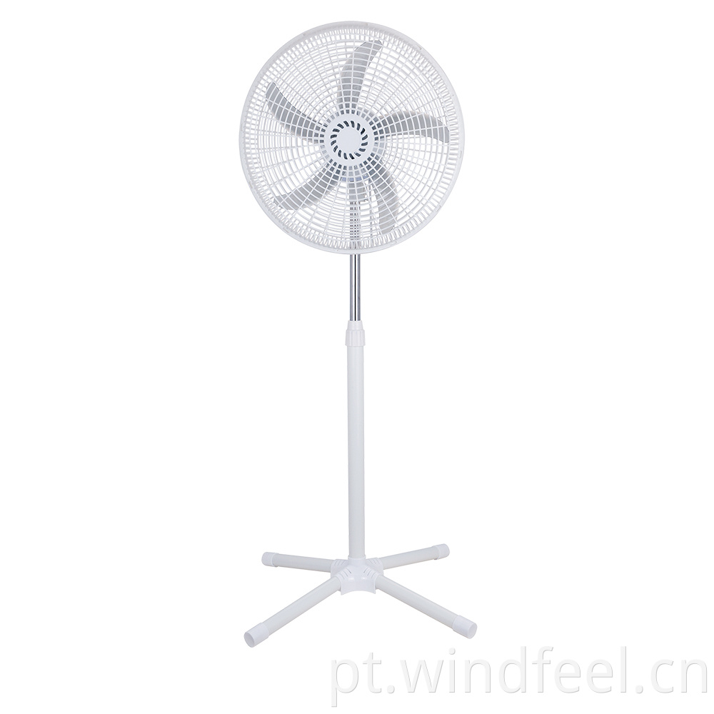 Ventilador de piso oscilante com pedestal elétrico nacional Heller de 40 cm / inclinação / resfriamento de ar / resfriador / plástico / Ventilador de piso com suporte preto